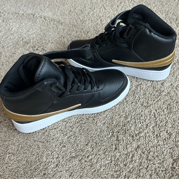 Fila Hook & Loop Women’s Athletic Sneakers - Size 7.5 - Picture 4 of 6